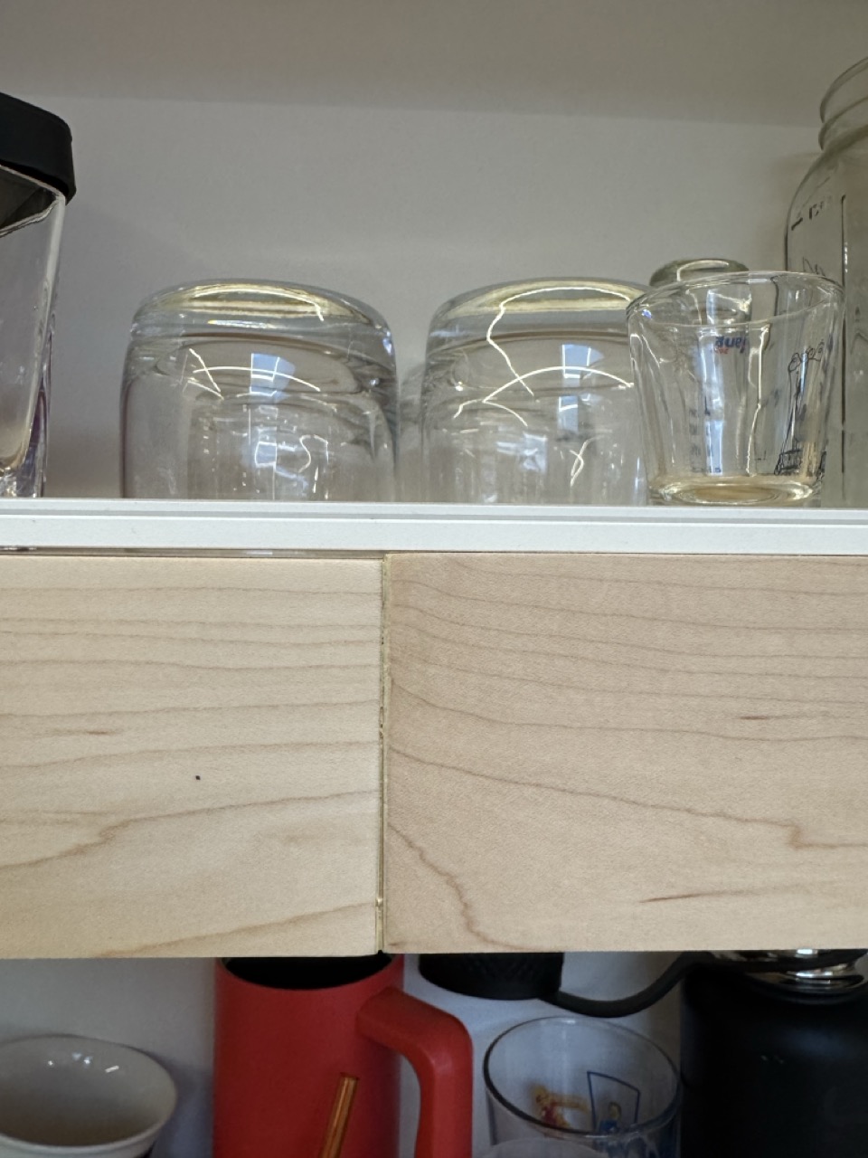 Cabinet 28